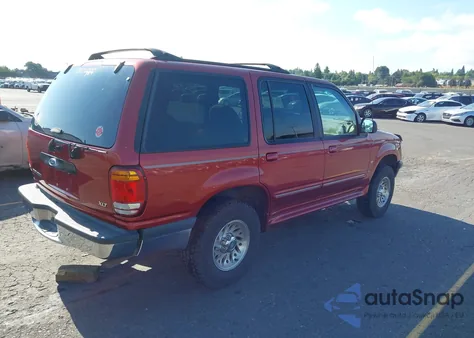 1998 Ford Explorer Eddie Bauer/Limited/Xlt из США, поврежденный, VIN 1FMZU35P8WZC20618